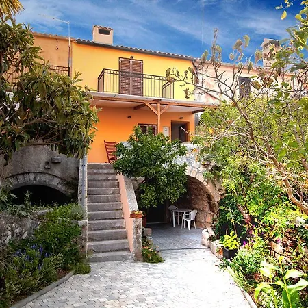 Holiday Kuca Na Moru Holiday home