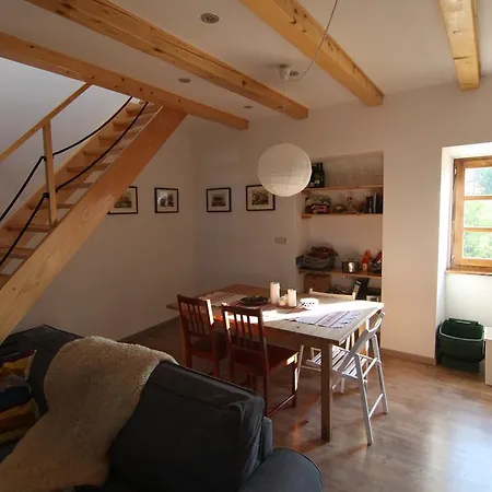 Holiday Kuca Na Moru *