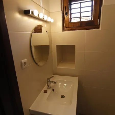 Holiday Kuca Na Moru * Kornić